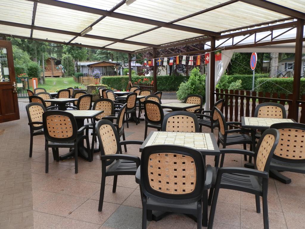 Camping Au pays de Hanau Dossenheim-sur-Zinsel Extérieur photo